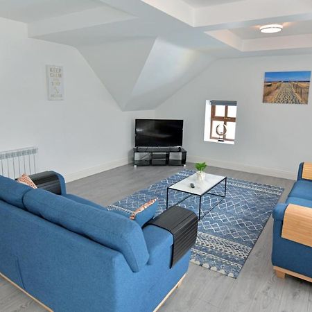 Pier House Luxury Apartment Dingle Eksteriør billede