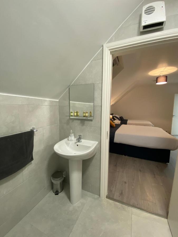 Pier House Luxury Apartment Dingle Eksteriør billede
