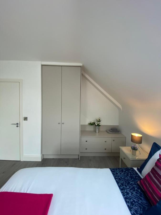 Pier House Luxury Apartment Dingle Eksteriør billede